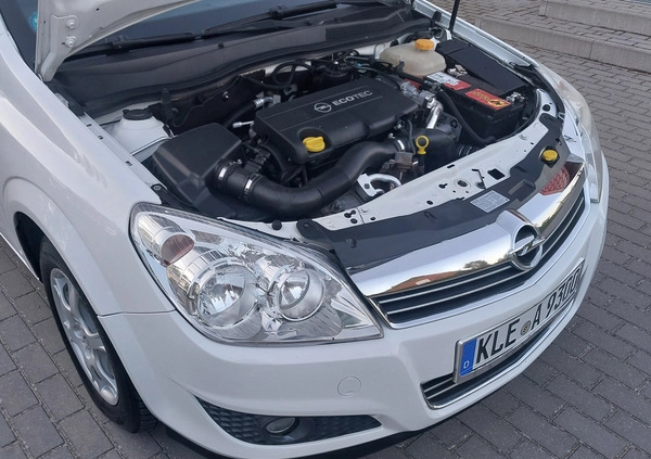 Opel Astra cena 12900 przebieg: 190425, rok produkcji 2009 z Stopnica małe 301